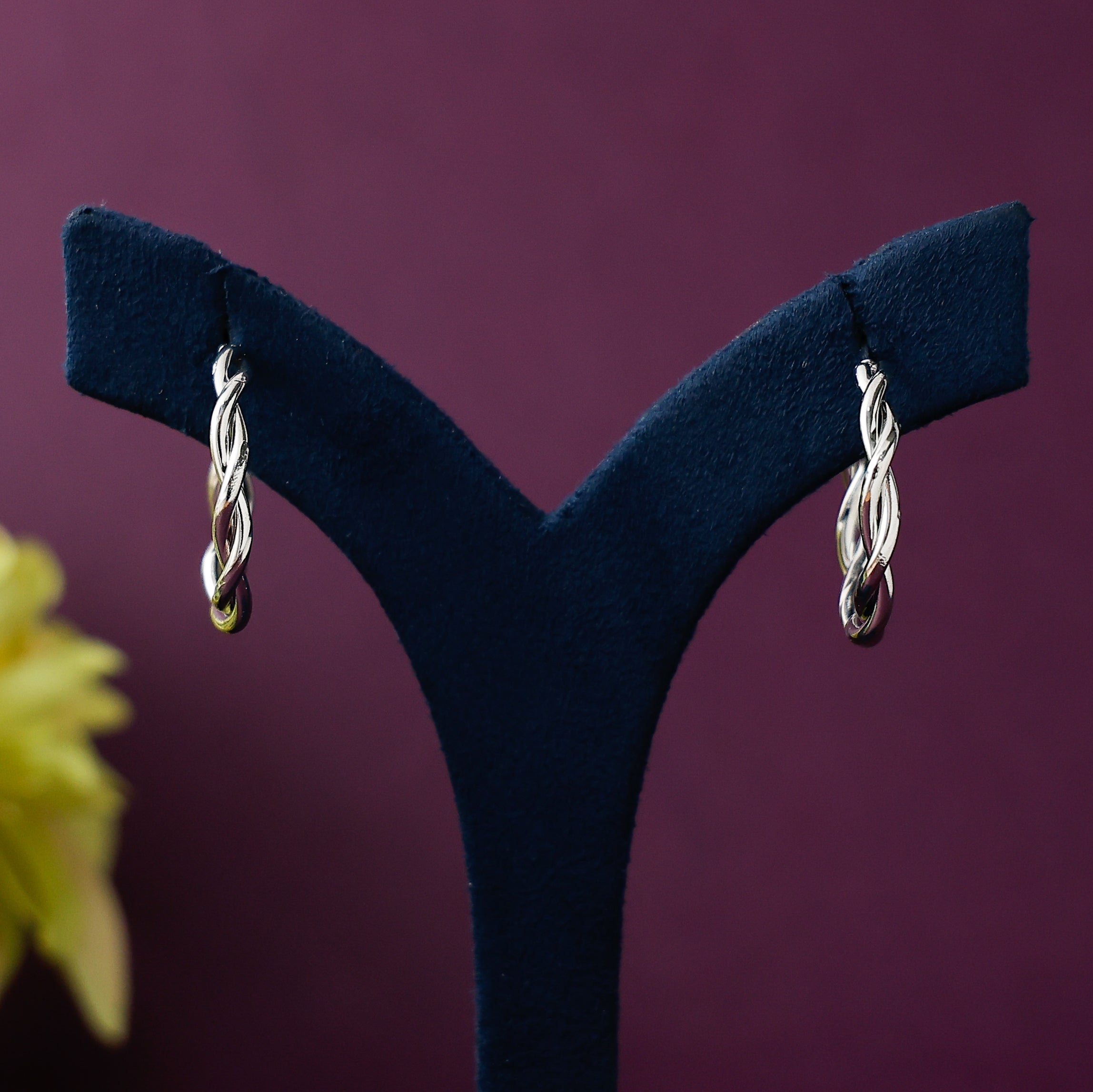 Twisted Silver Hoops